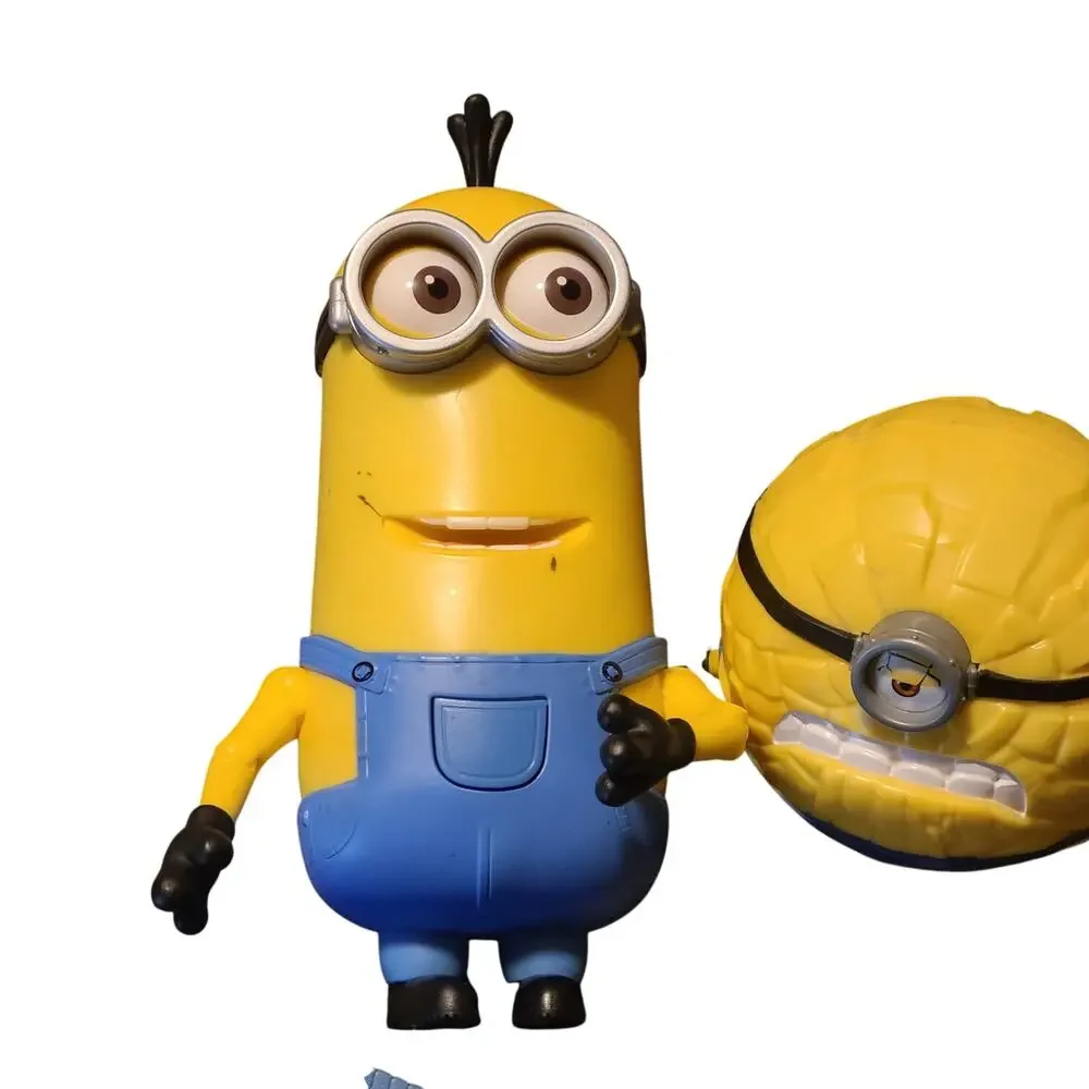 Minions  ACTION FIGURE (Lof of 4 4